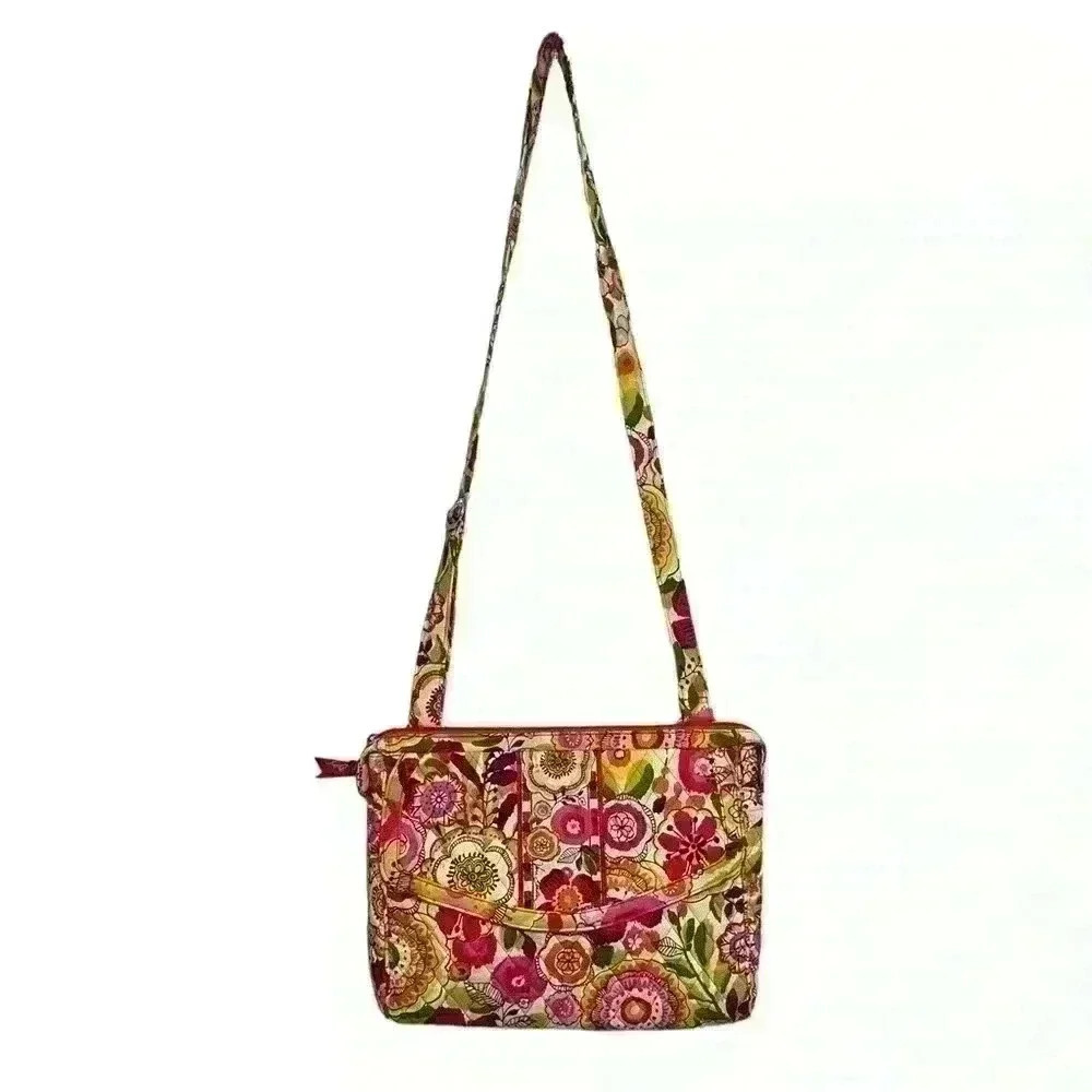 Vera Bradley purse with adjustable shoulder strap - Picture 1 of 8